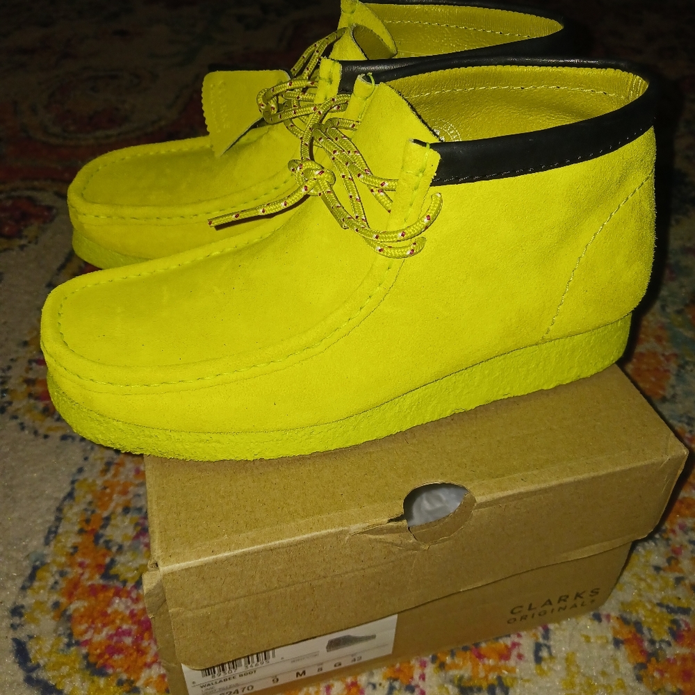 Clark Wallabees Highlighter yellow